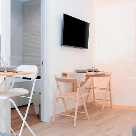 Acogedor Estudio En Triana Con Jacuzzi Y Wifi Севилья Экстерьер фото