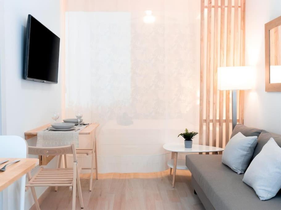 Acogedor Estudio En Triana Con Jacuzzi Y Wifi Севилья Экстерьер фото