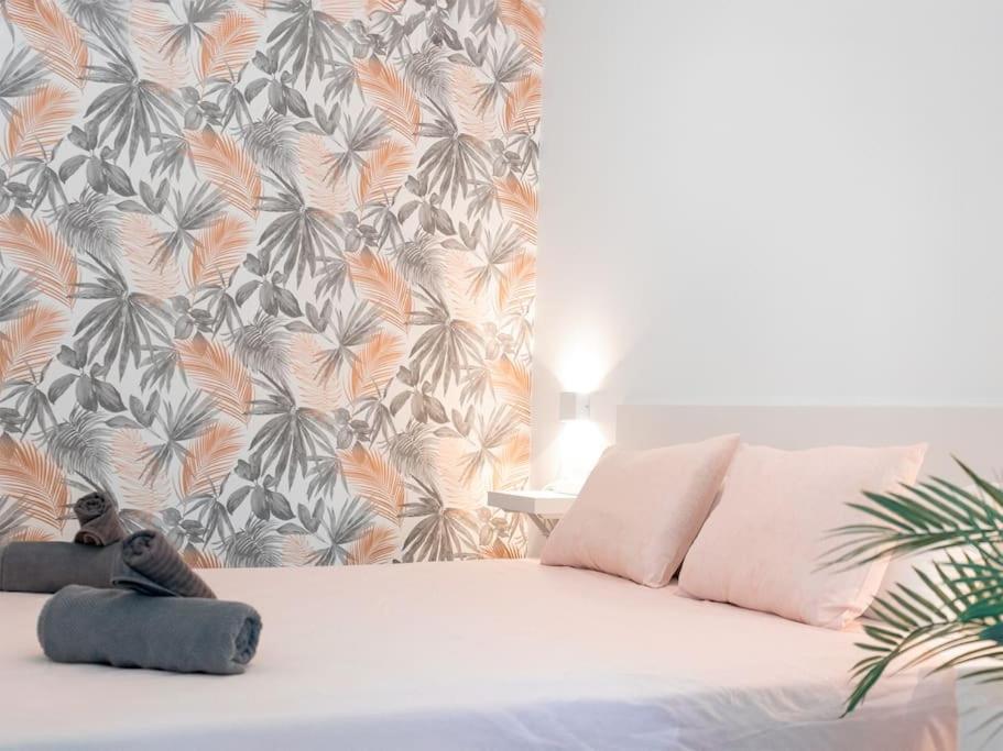 Acogedor Estudio En Triana Con Jacuzzi Y Wifi Севилья Экстерьер фото