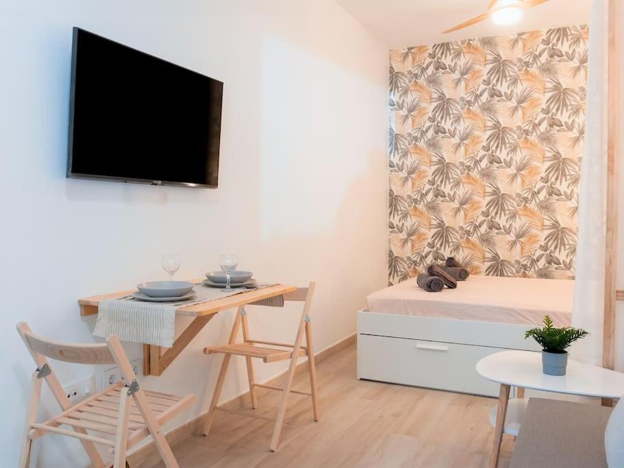 Acogedor Estudio En Triana Con Jacuzzi Y Wifi Севилья Экстерьер фото