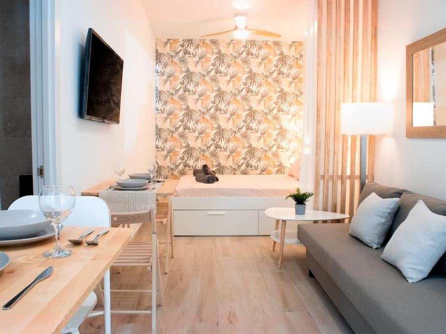 Acogedor Estudio En Triana Con Jacuzzi Y Wifi Севилья Экстерьер фото